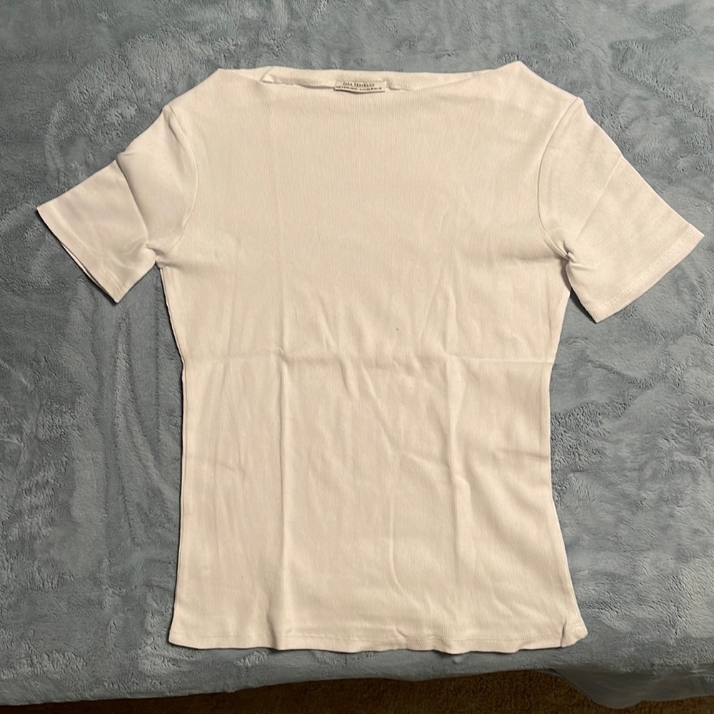 Zara Top.
